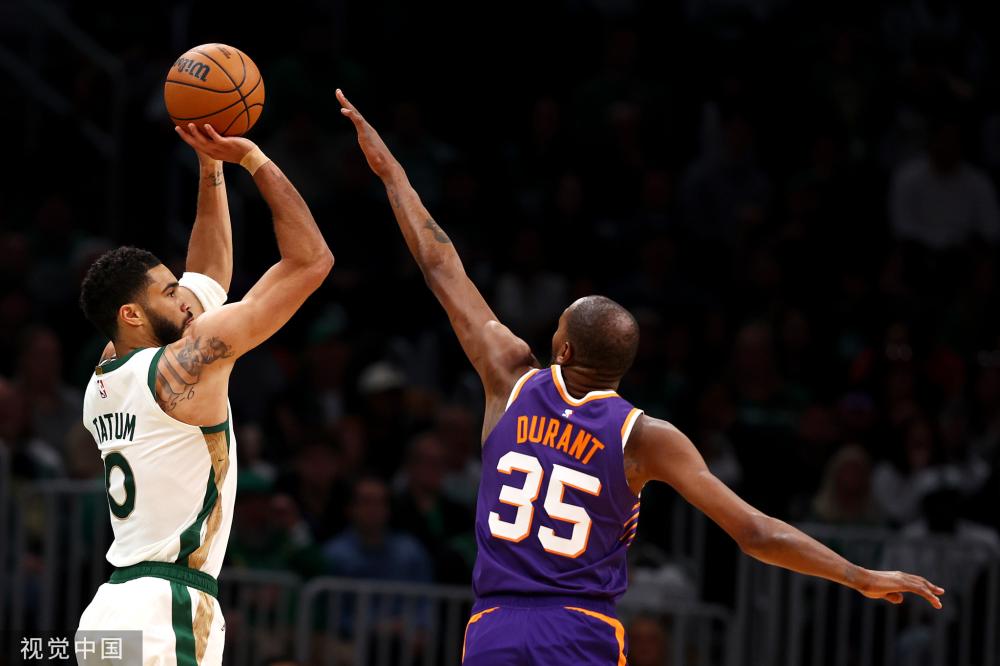 这名年轻球 这名年轻球