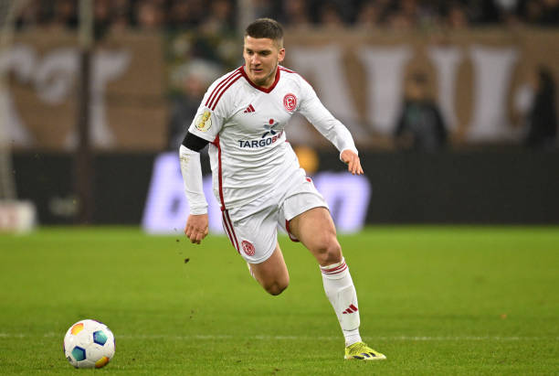 比更高的引 比更高的引